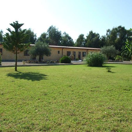 Agriturismo Corallo Santa Maria la Palma Buitenkant foto