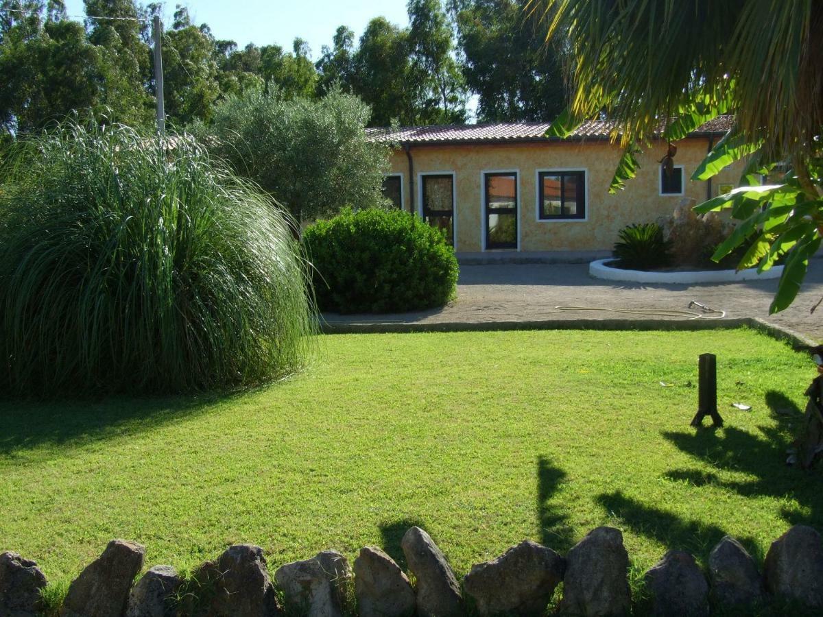 Agriturismo Corallo Santa Maria la Palma Buitenkant foto